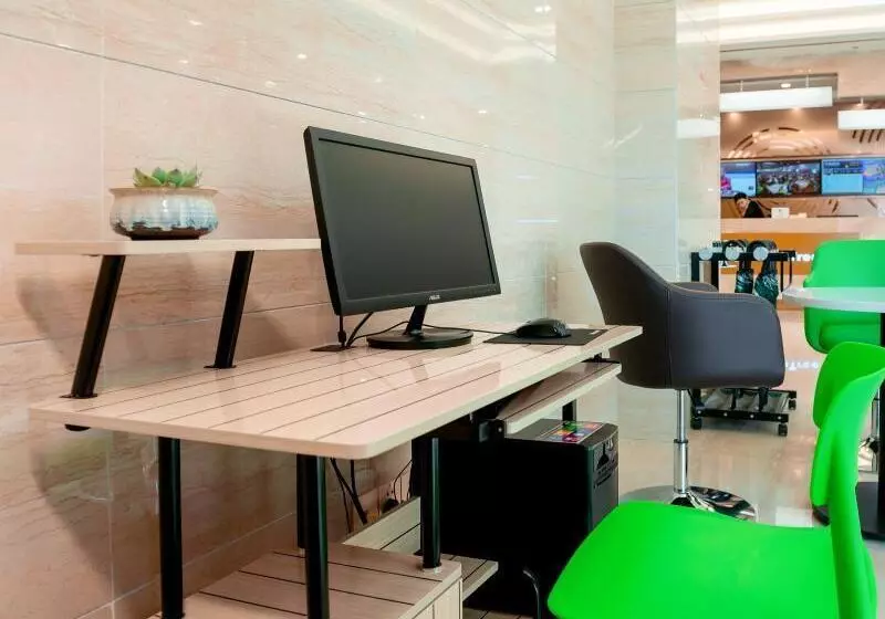 Hotelli Greentree Inn Suzhou Zhangjiagang Tangshi Town Yangzi Road Express