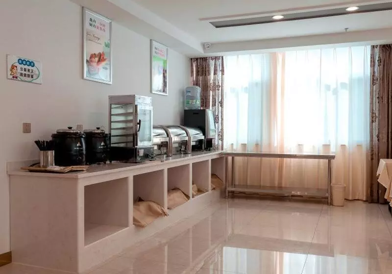 Hotelli Greentree Inn Suzhou Zhangjiagang Tangshi Town Yangzi Road Express