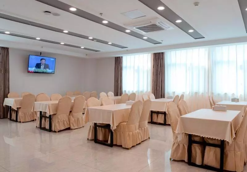 Hotelli Greentree Inn Suzhou Zhangjiagang Tangshi Town Yangzi Road Express