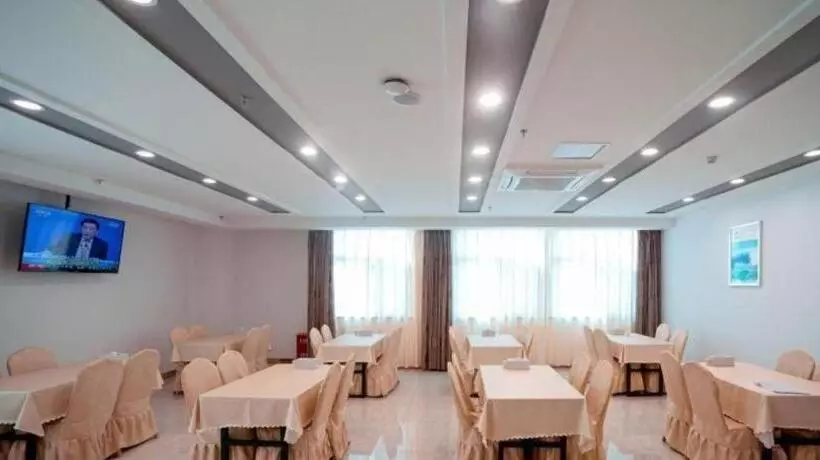 Hotelli Greentree Inn Suzhou Zhangjiagang Tangshi Town Yangzi Road Express