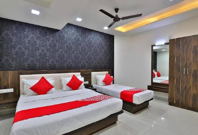 בית מלון כפרי The Dev Orchid