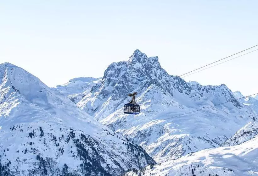 هتل Chalet Murr By Skilink