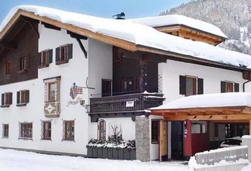 هتل Chalet Murr By Skilink
