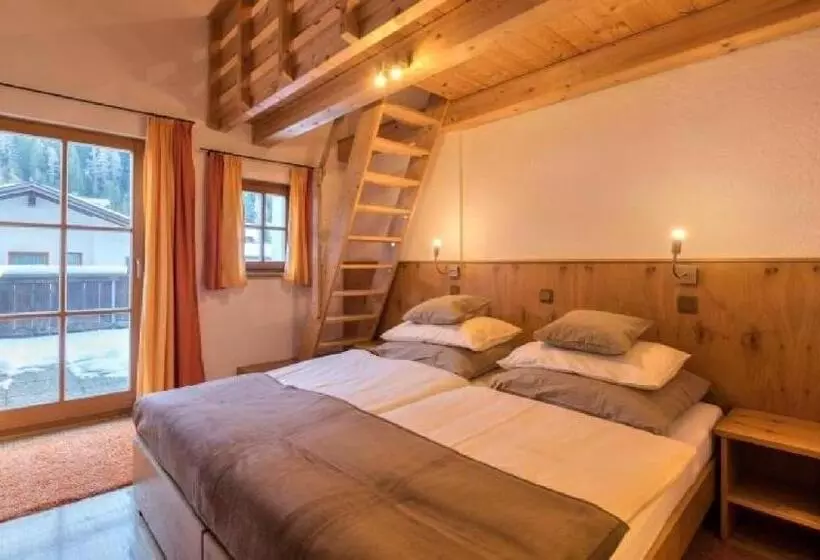 هتل Chalet Murr By Skilink