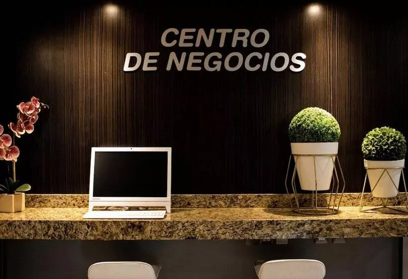 فندق Diana Del Bosque By Dot Urban