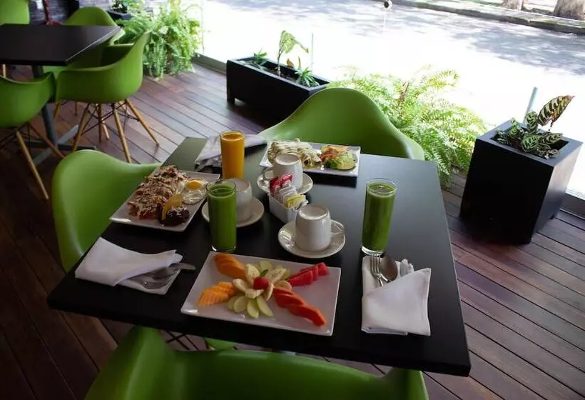 فندق Diana Del Bosque By Dot Urban