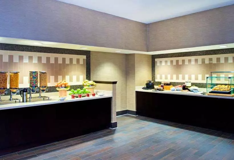 Otel Embassy Suites By Hilton Austin Arboretum