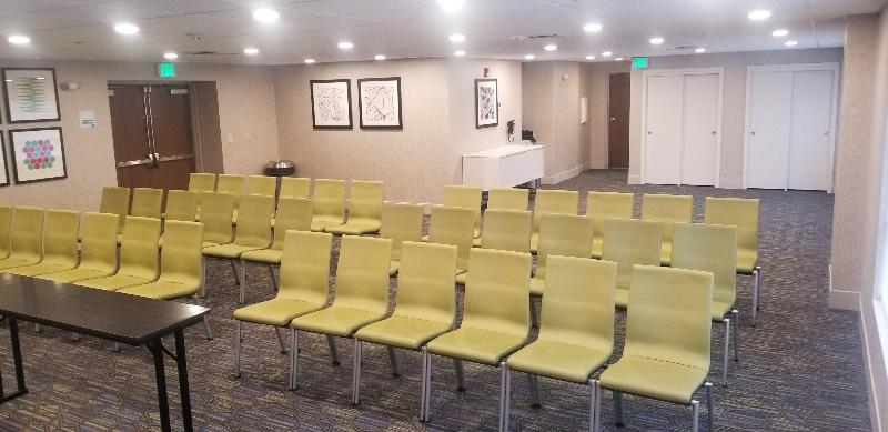 هتل Holiday Inn Express Seattle Sea Tac Airport, An Ihg