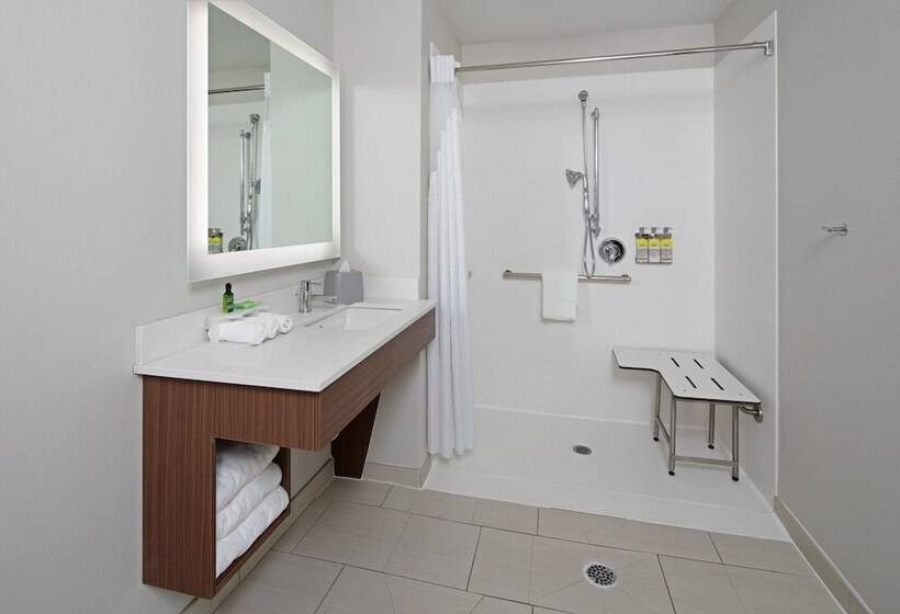 هتل Holiday Inn Express Seattle Sea Tac Airport, An Ihg