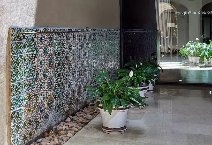 هتل Posada Del Lucero