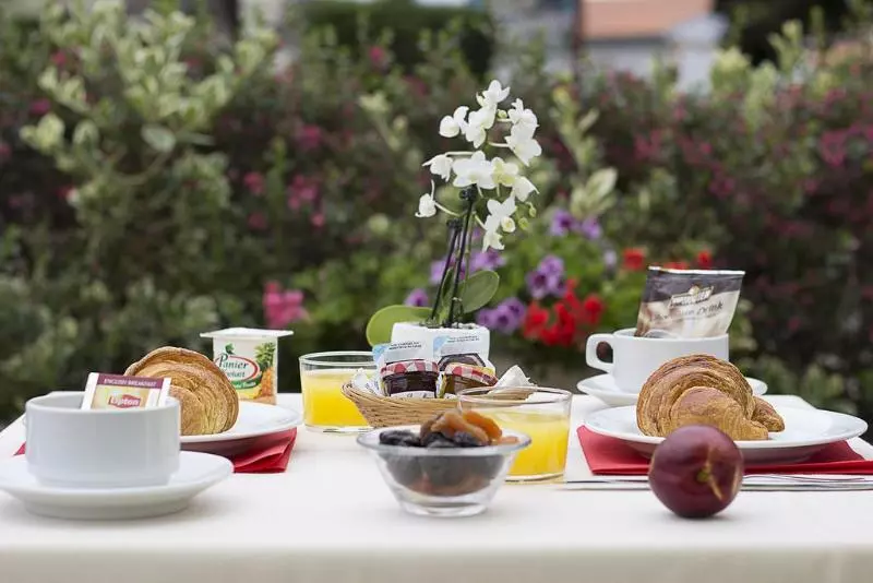 ホテル Le Dauphin