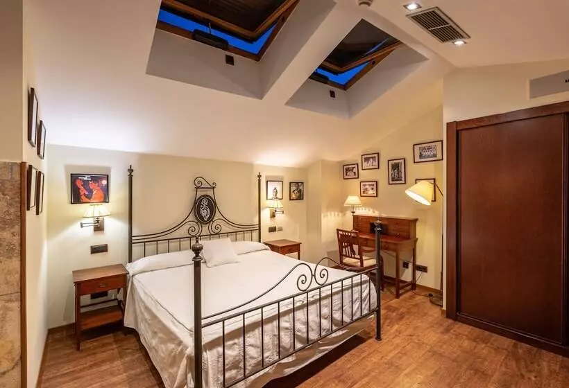 ホテル Palacio De Pujadas By Mij