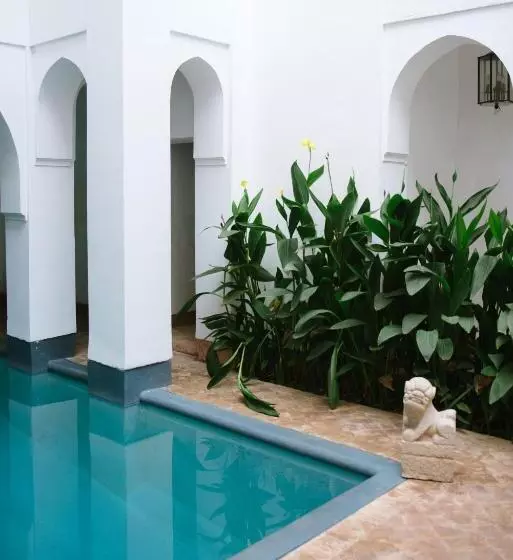 هتل Riyad El Cadi