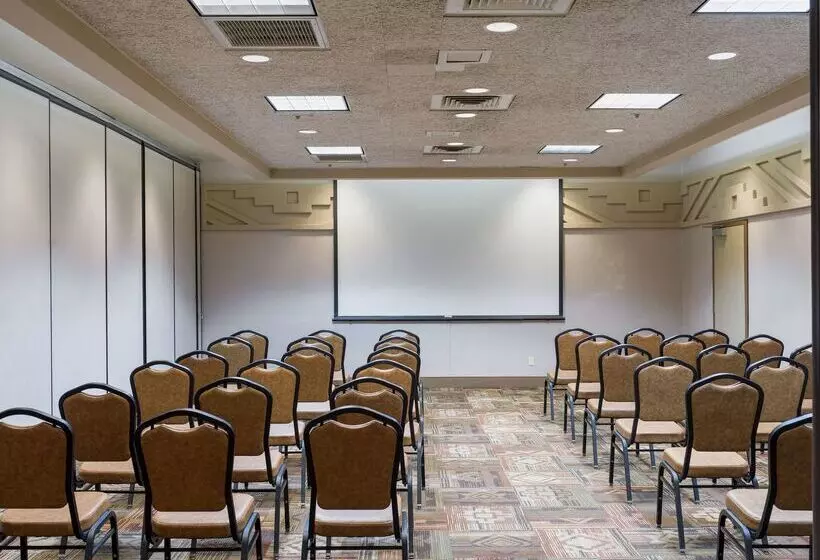 Отель Squire Resort At The Grand Canyon, Bw Signature Collection