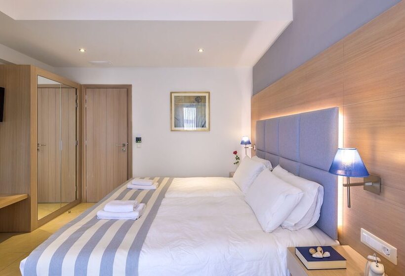 Leonidas Hotel & Apartments