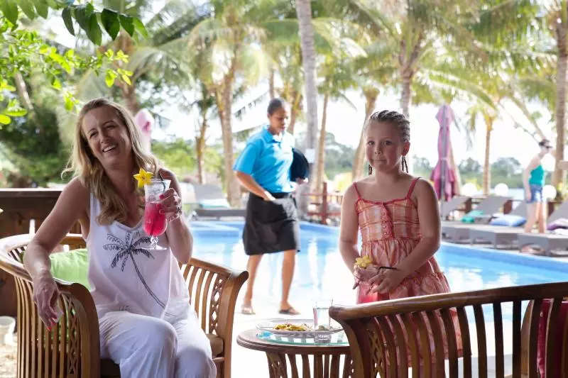 هتل Aquana Beach Resort