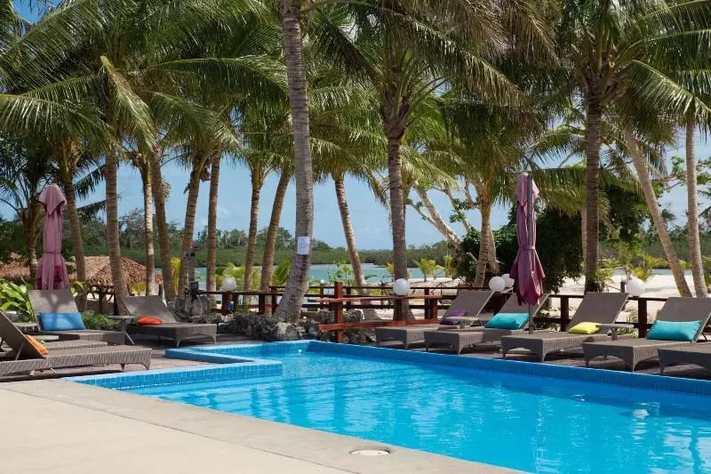 هتل Aquana Beach Resort