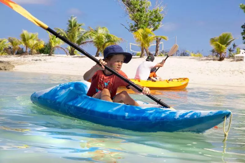 هتل Aquana Beach Resort