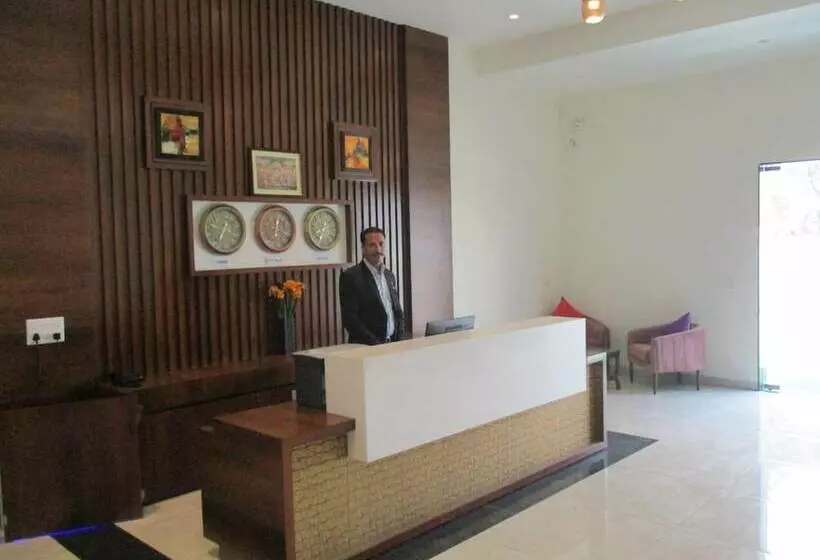 Sentara Hotel And Resort