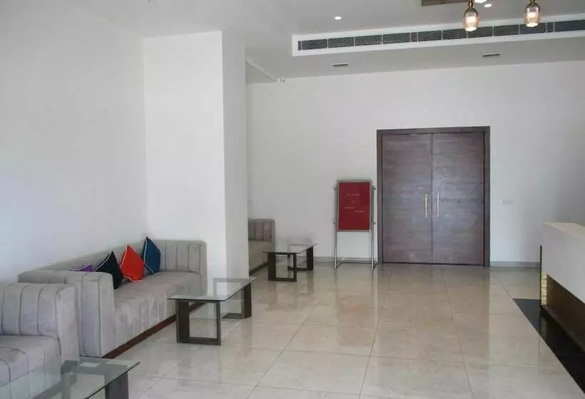 Sentara Hotel And Resort