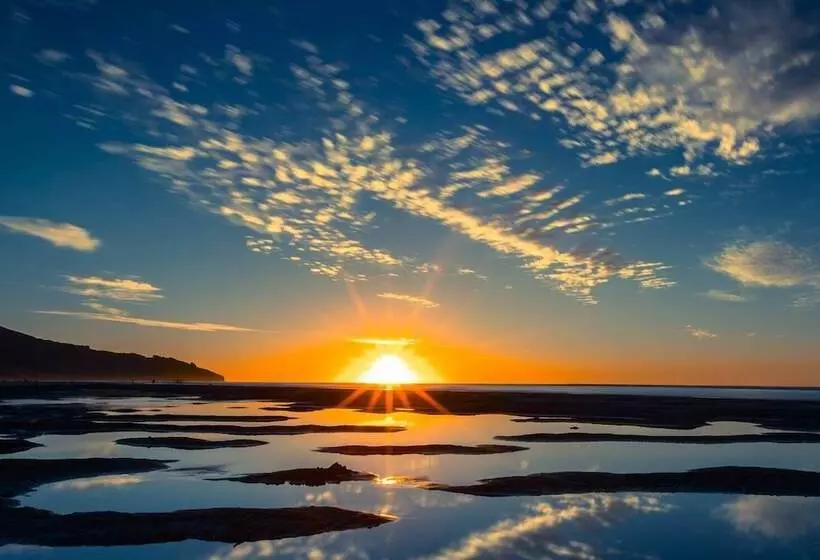 Raglan Sunset Motel