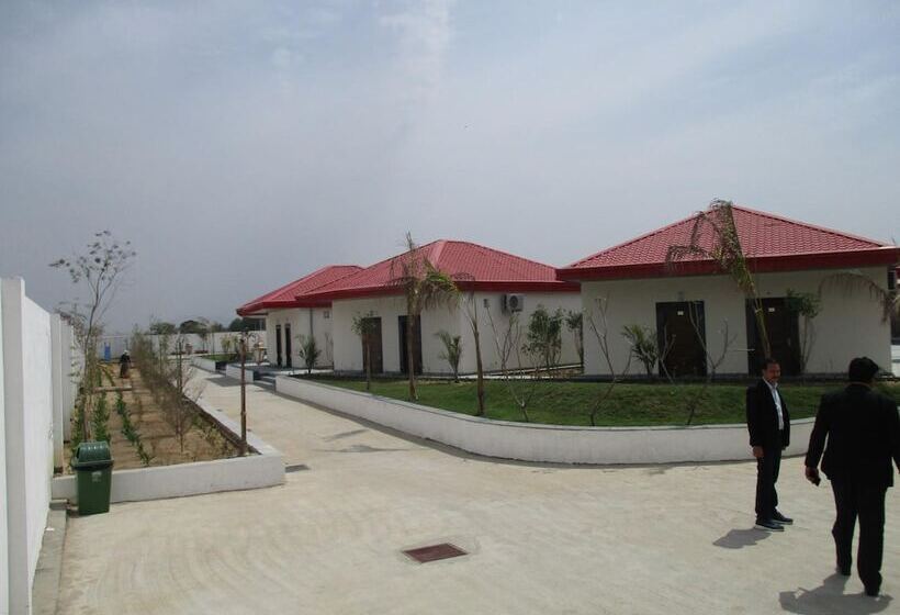 Sentara Hotel And Resort