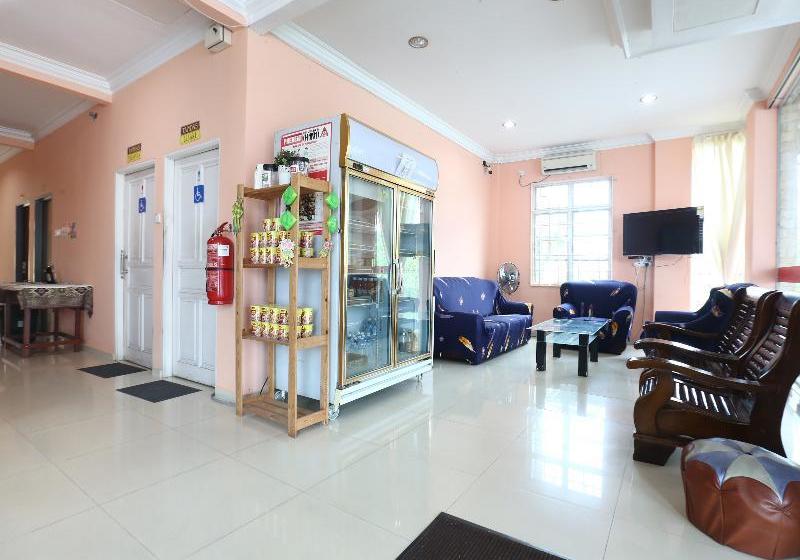 فندق Sa Villa Holiday Inn By Oyo Rooms