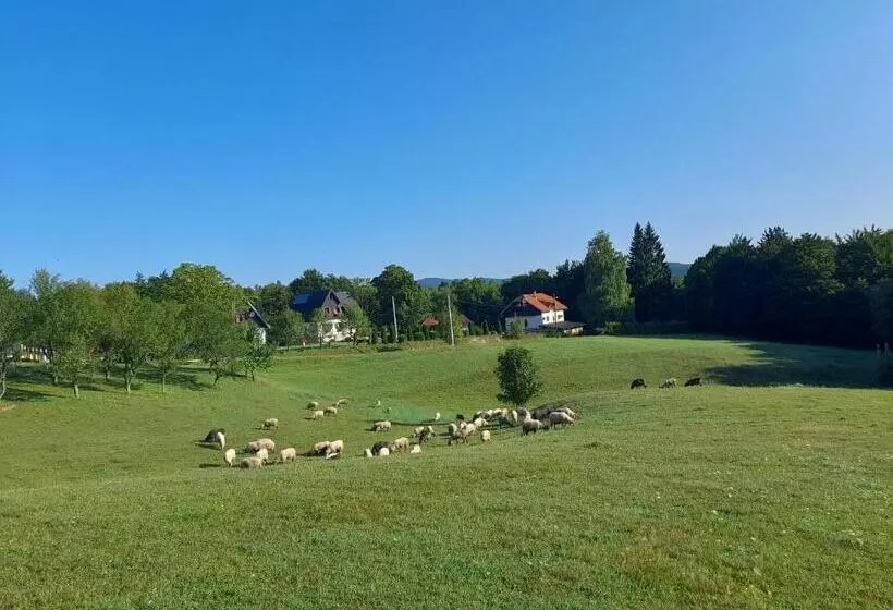 ペンション Pansion Breza