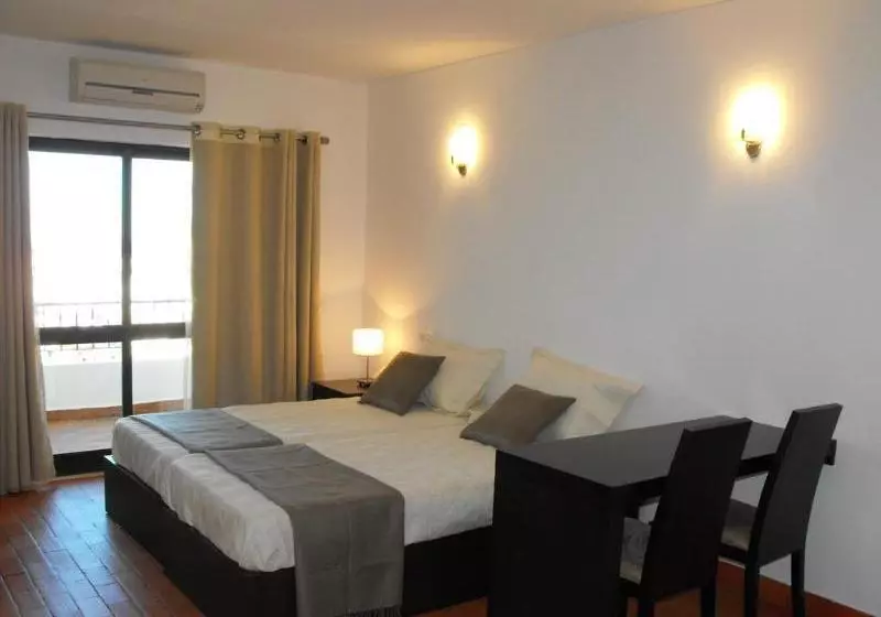 Via Dona Ana Conkrit Rentals