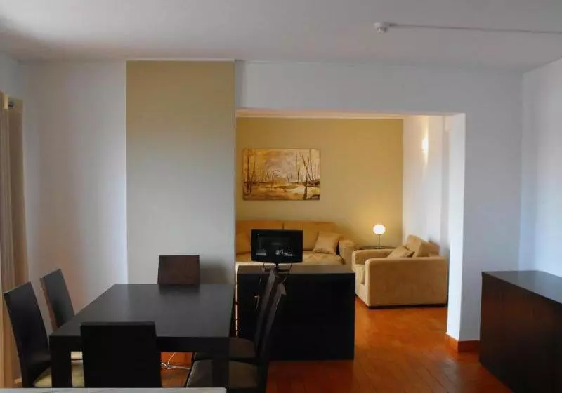 Via Dona Ana Conkrit Rentals