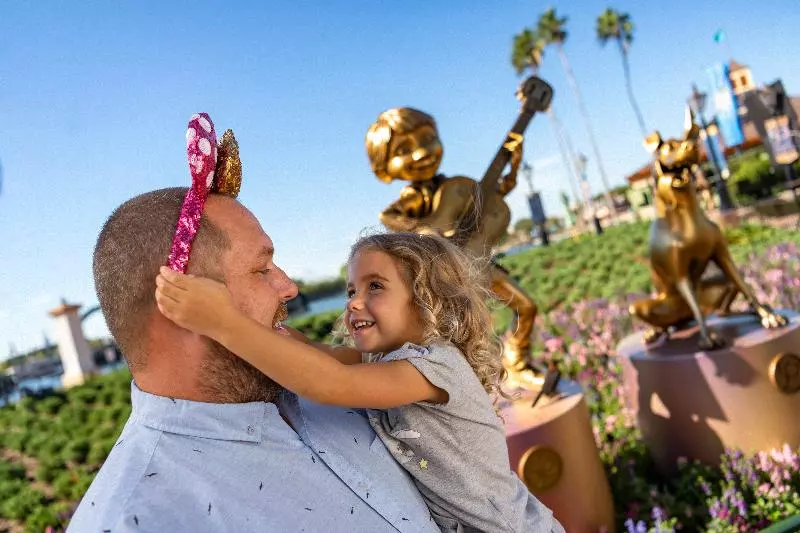 هتل Disney's All Star Music Resort