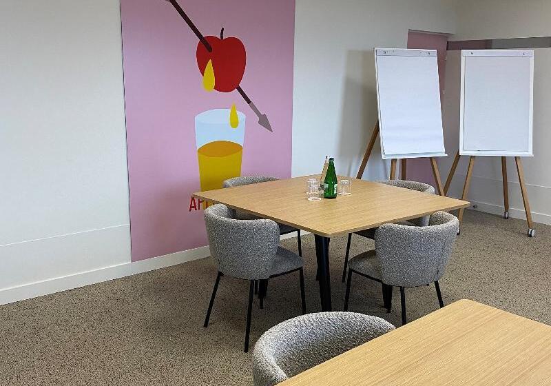 Everness Hotel & Resort