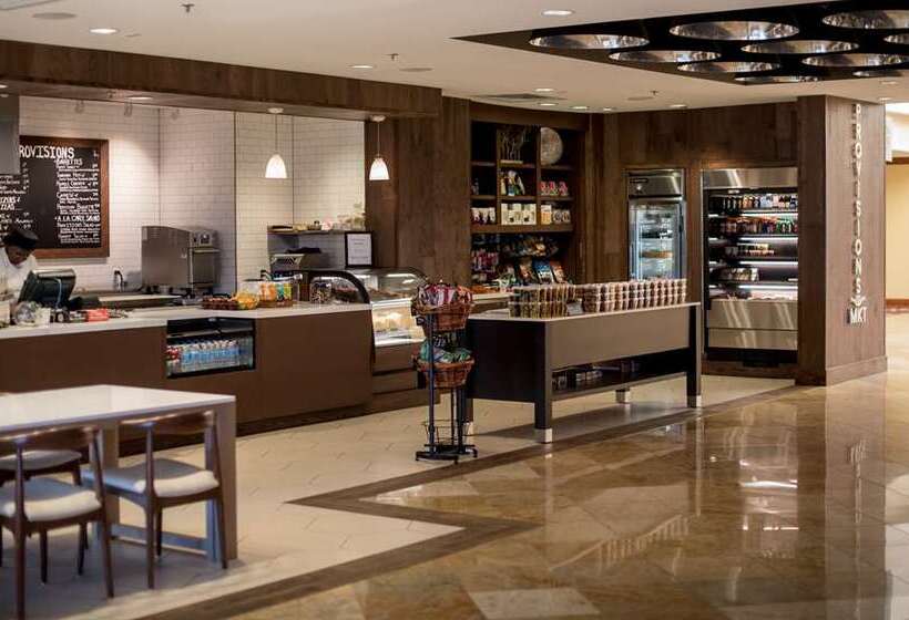 فندق Hilton Memphis