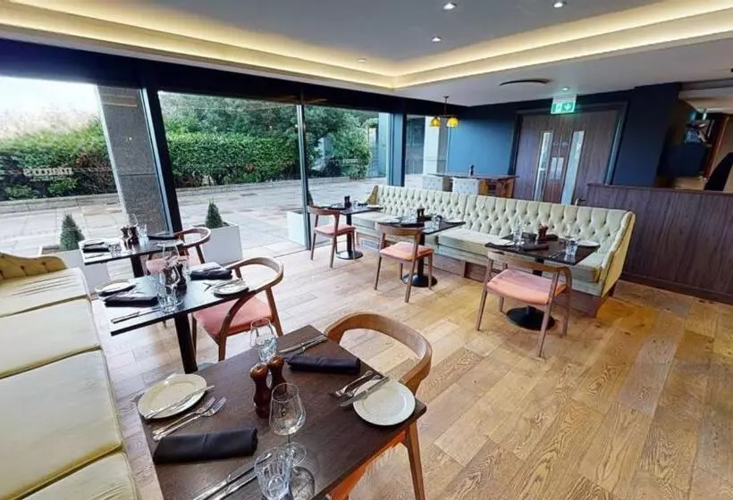 호텔 Holiday Inn Milton Keynes Central, An Ihg