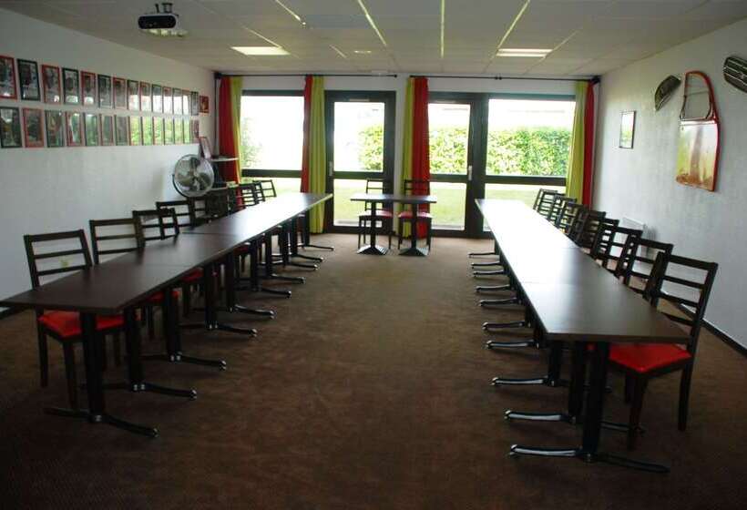 酒店 Kyriad Montluçon   Saint Victor