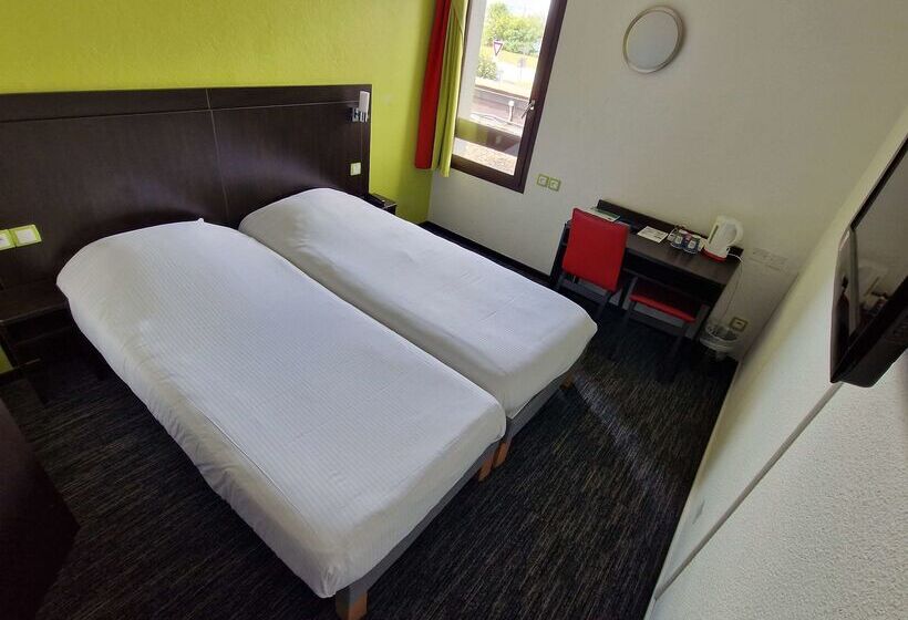 酒店 Kyriad Montluçon   Saint Victor