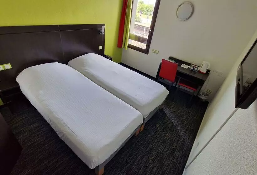 Отель Kyriad Montluçon   Saint Victor