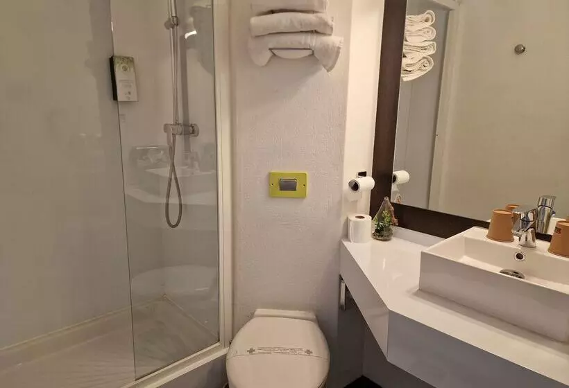 Отель Kyriad Montluçon   Saint Victor