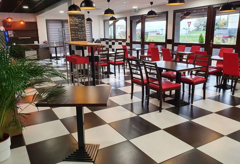 酒店 Kyriad Montluçon   Saint Victor