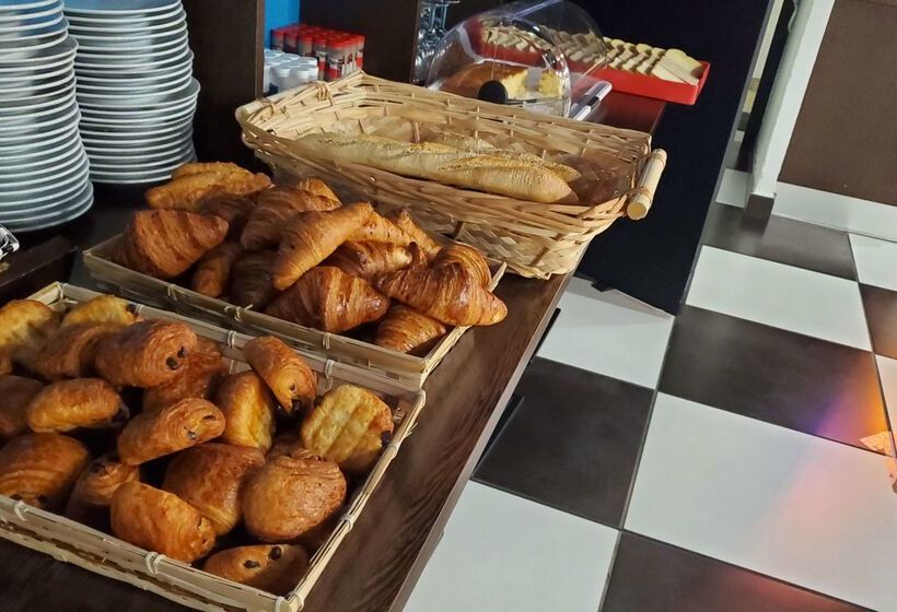 酒店 Kyriad Montluçon   Saint Victor