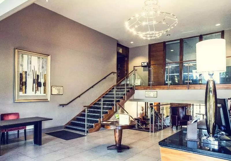 Mercure Warwickshire Walton Hall Hotel & Spa