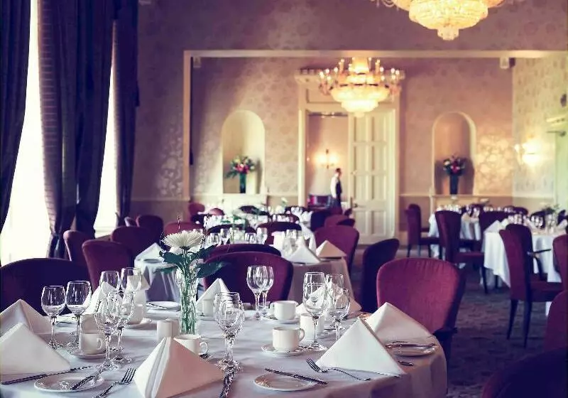 Mercure Warwickshire Walton Hall Hotel & Spa