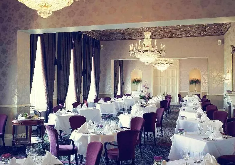 Mercure Warwickshire Walton Hall Hotel & Spa