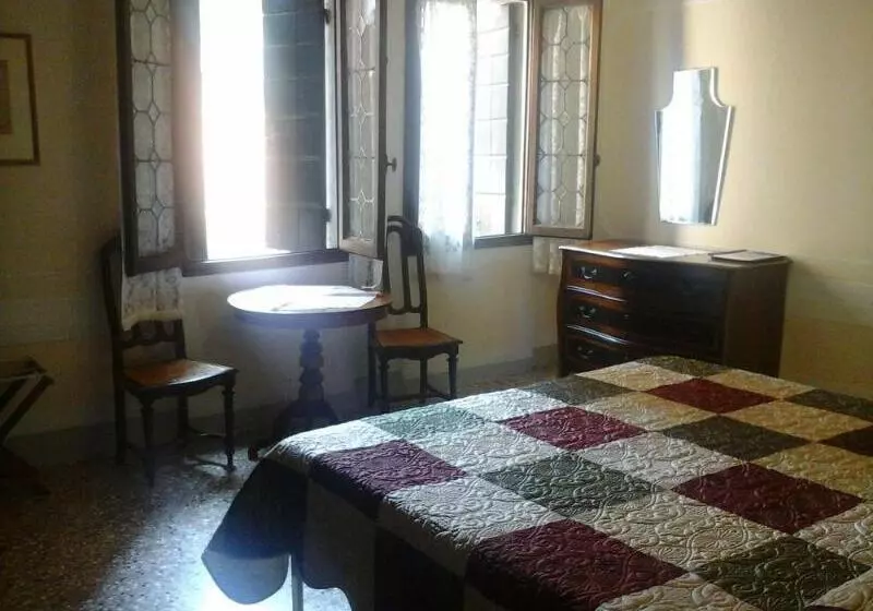 هتل Pensione Seguso