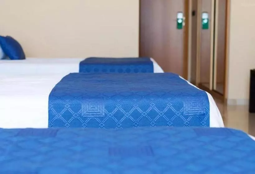 Hotel Puerta de Sahagún