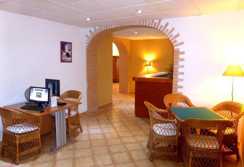 فندق Sol E Serra