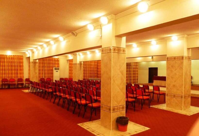 فندق Sol E Serra