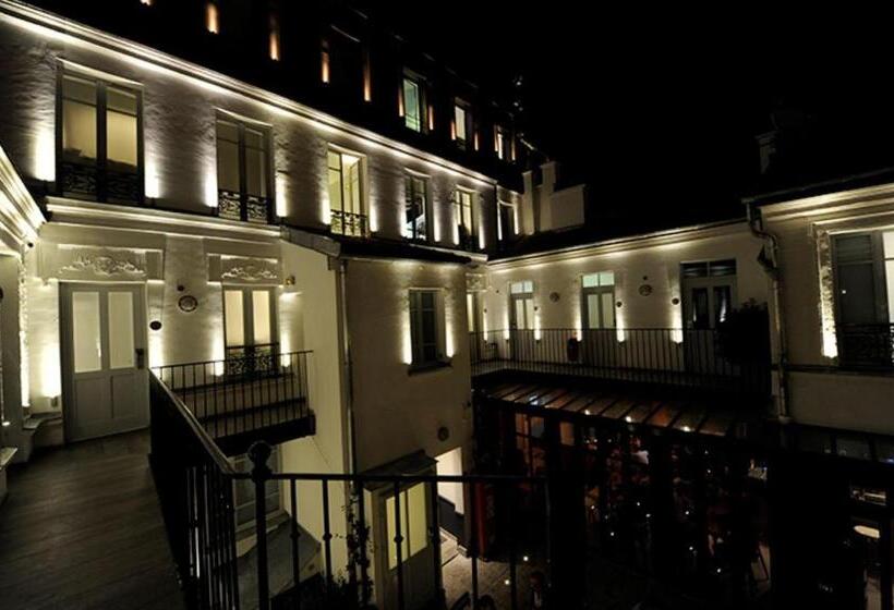 فندق The 3 Ducks Eiffel Tower By Hiphophostels