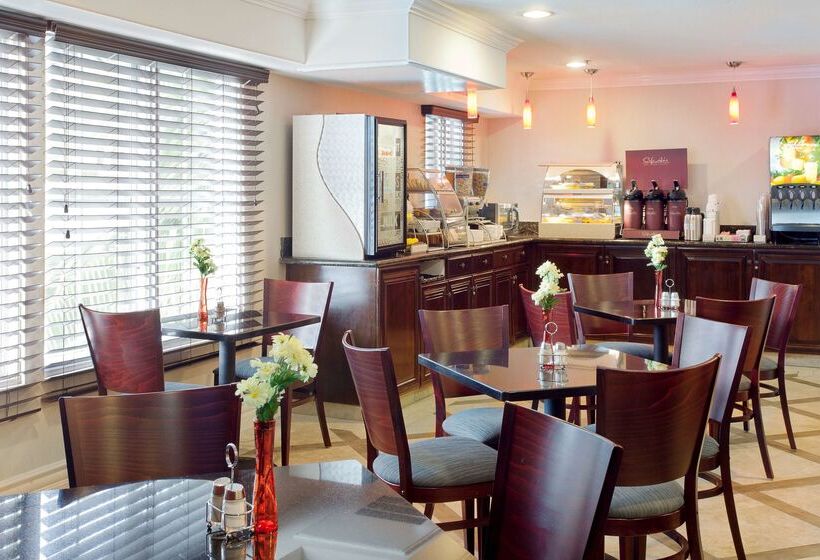 酒店 Best Western Plus Marina Shores