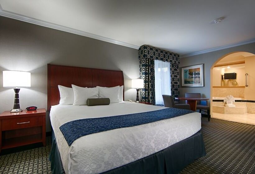 酒店 Best Western Plus Marina Shores